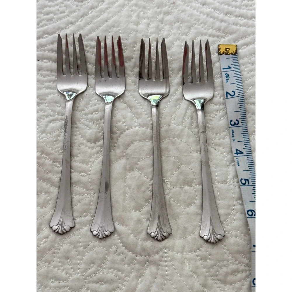 Pfaltzgraff Biscayne Salad Forks 4pc 6.25in Silver Stainless Steel Fan Shell‎
